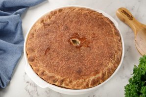 Простой мясной пирог с картошкой Простой мясной пирог с картошкой
