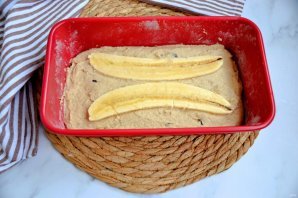 Кекс с финиками и бананом Кекс с финиками и бананом