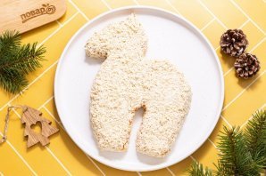 Вегетарианский салат в виде лошади