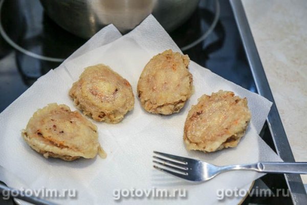 Котлеты-рулетики из фарша с сыром в темпуре Котлеты-рулетики из фарша с сыром в темпуре