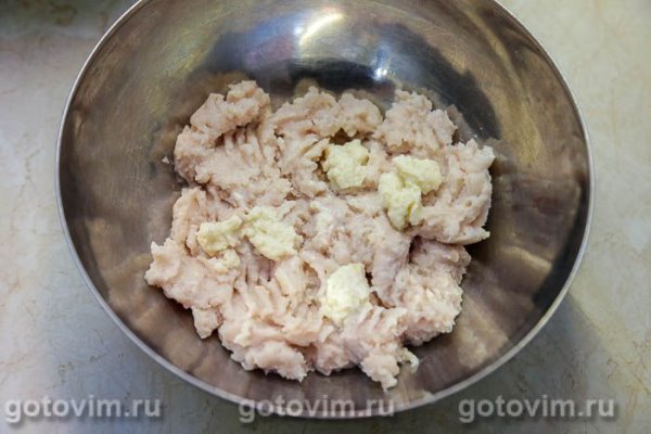 Котлеты из судака с креветками