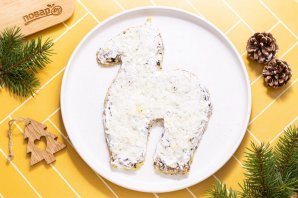 Вегетарианский салат в виде лошади