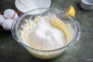 Простой и вкусный кекс