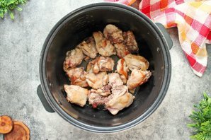 Плов с курицей в мультиварке