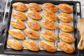 Печеные пирожки на кефире Печеные пирожки на кефире