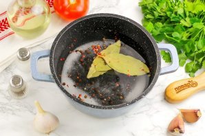 Сало в рассоле в банке