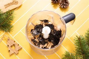 Вегетарианский салат в виде лошади