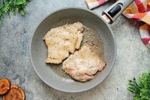 Отбивные по-французски Отбивные по-французски