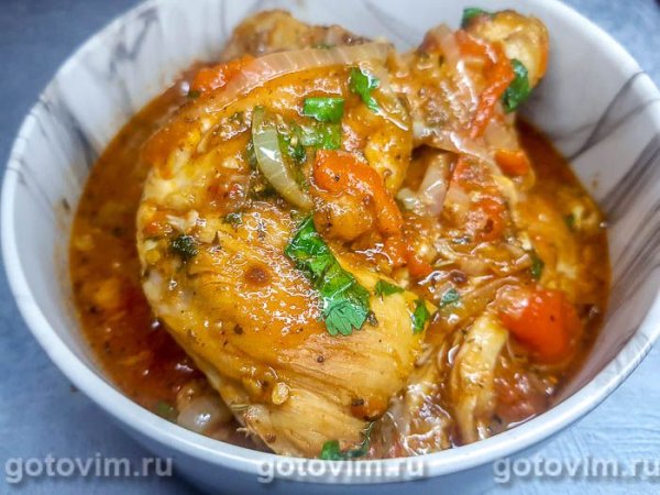 Чахохбили из курицы (или цыпленка) в казане Чахохбили из курицы (или цыпленка) в казане
