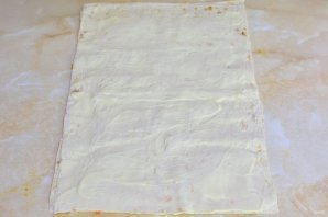 Рулет из лаваша с колбасой