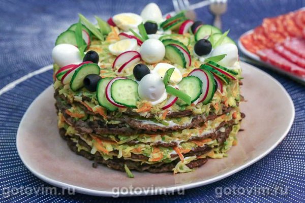 Печеночный торт с кабачками и плавленым сырком Печеночный торт с кабачками и плавленым сырком