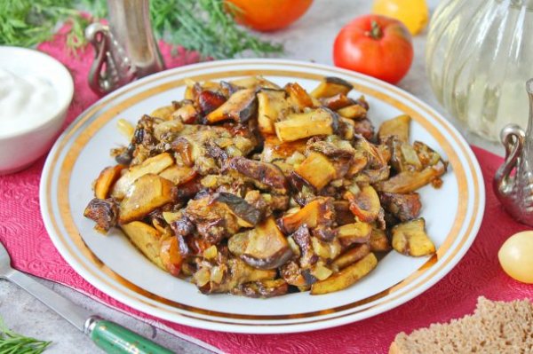 Белые грибы жареные Белые грибы жареные