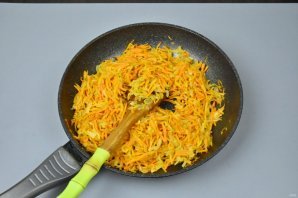 Печеночный торт из говяжьей печени Печеночный торт из говяжьей печени