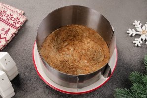 Новогодний печеночный торт