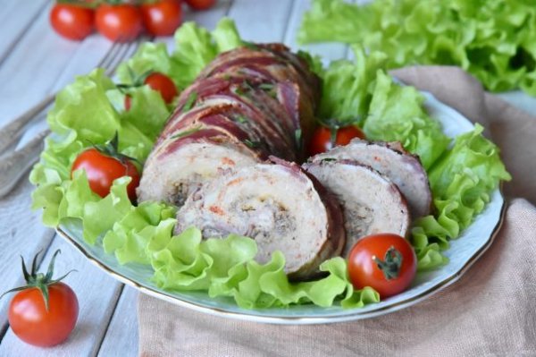 Мясной рулет Мясной рулет