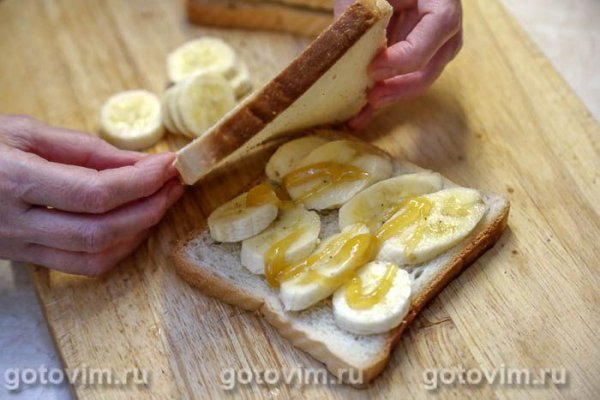 Сэндвич с бананом и мёдом Сэндвич с бананом и мёдом