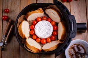 Камамбер в аэрогриле Камамбер в аэрогриле