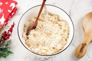 Салат "Рафаэлло" с крабовыми палочками