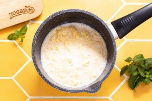 Кукурузная каша на молоке