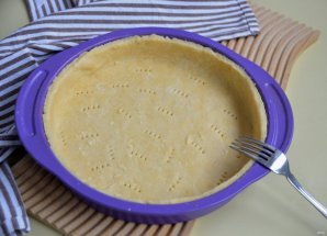 Пирог с сыром и луком-порей