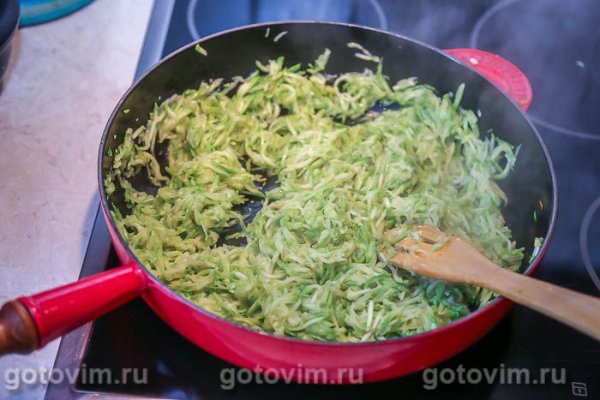 Печеночный торт с кабачками и плавленым сырком Печеночный торт с кабачками и плавленым сырком