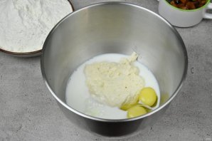 Рождественский дрожжевой штоллен Рождественский дрожжевой штоллен