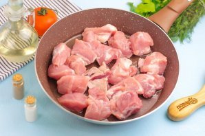 Тушеное мясо с грибами