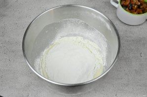 Рождественский дрожжевой штоллен Рождественский дрожжевой штоллен