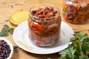 Салат с фасолью на зиму Салат с фасолью на зиму