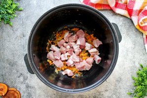 Рис с мясом в мультиварке