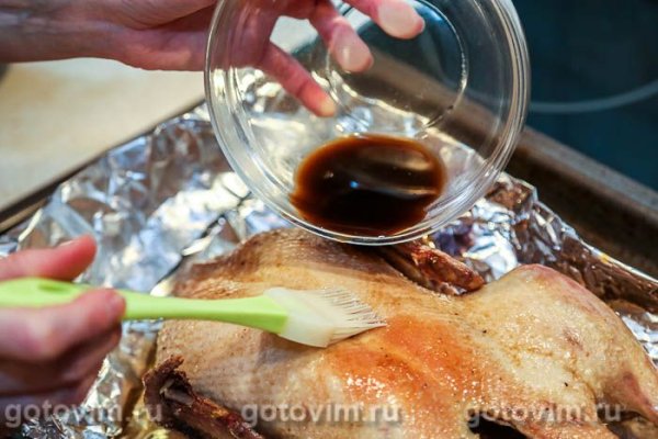 Утка с грушами в карамели Утка с грушами в карамели