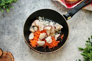 Суп из белых грибов замороженных