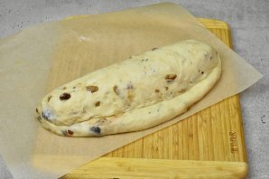 Рождественский дрожжевой штоллен Рождественский дрожжевой штоллен