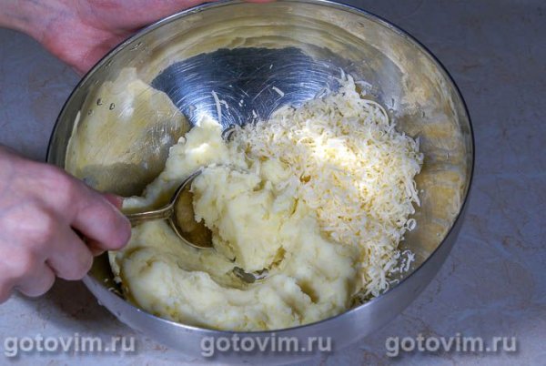 Картофельные котлеты с сыром