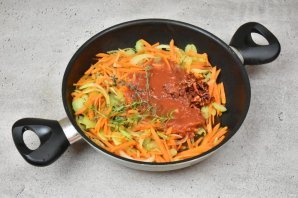 Рыбные "Польпетте" в соусе с овощами