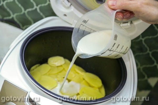 Картофельная запеканка с сыром в мультиварке