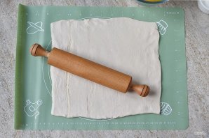 Пирог с лимоном из слоеного теста