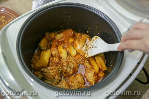 Чахохбили из курицы с картофелем в мультиварке