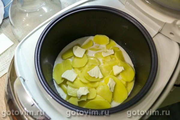 Картофельная запеканка с сыром в мультиварке