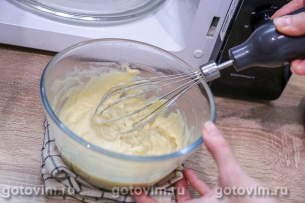 Заварной крем с яблочным пюре в микроволновке