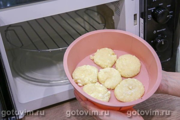 Сырники в микроволновке Сырники в микроволновке