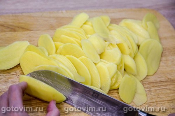 Картофельная запеканка с сыром в мультиварке