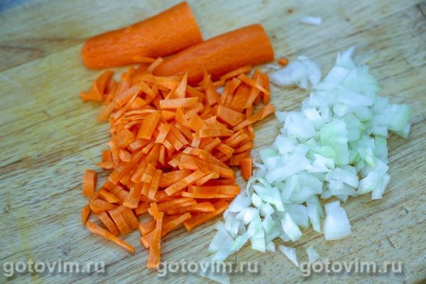 Куриная печень в томатно-сметанном соусе в мультиварке