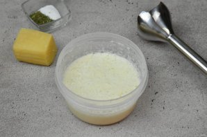 Рыбные "Польпетте" в соусе с овощами