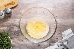 Пирожки с солеными грибами