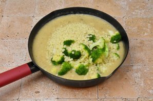 Птитим с курицей и брокколи Птитим с курицей и брокколи