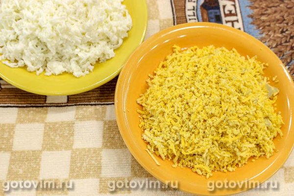 Порционный салат &laquo;Мимоза&raquo;