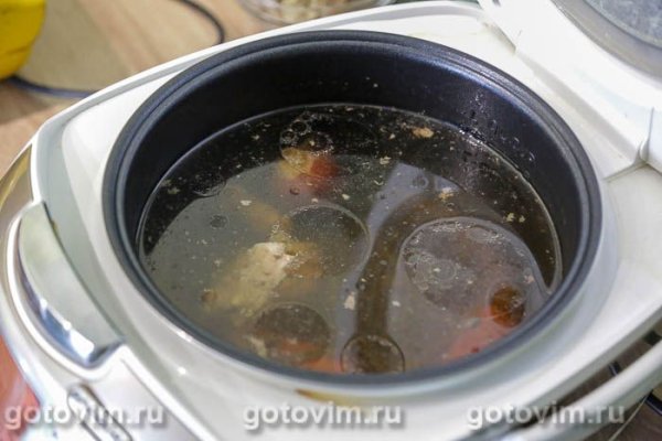 Суп минестроне на говяжьем бульоне в мультиварке