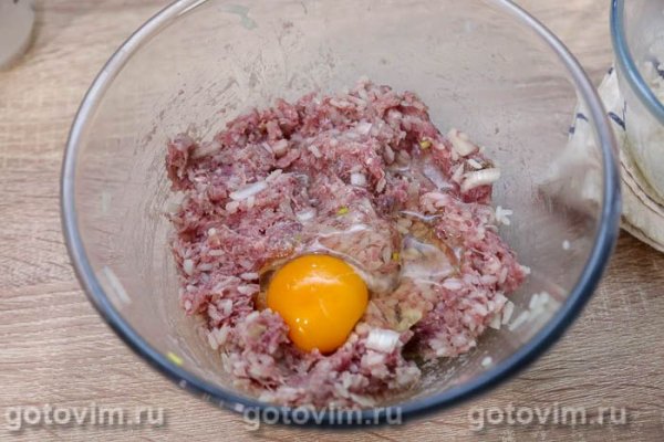 Тефтели с рисом в подливке в мультиварке Тефтели с рисом в подливке в мультиварке