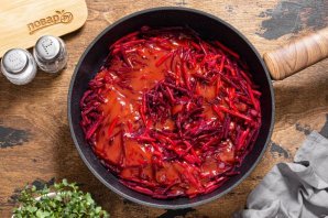 Постный борщ с грибами